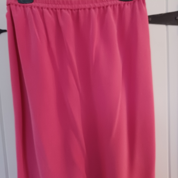 Papell Too Brand Woman's  2pc Suit. - Picture 4 of 11